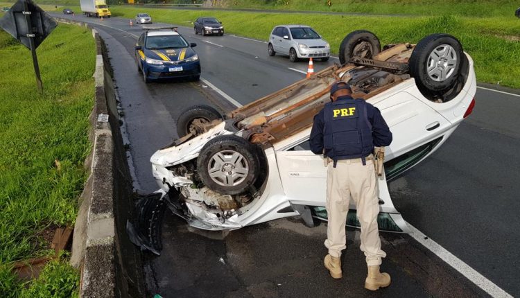 PRF divulga relatório de sinistros nas rodovias do Paraná